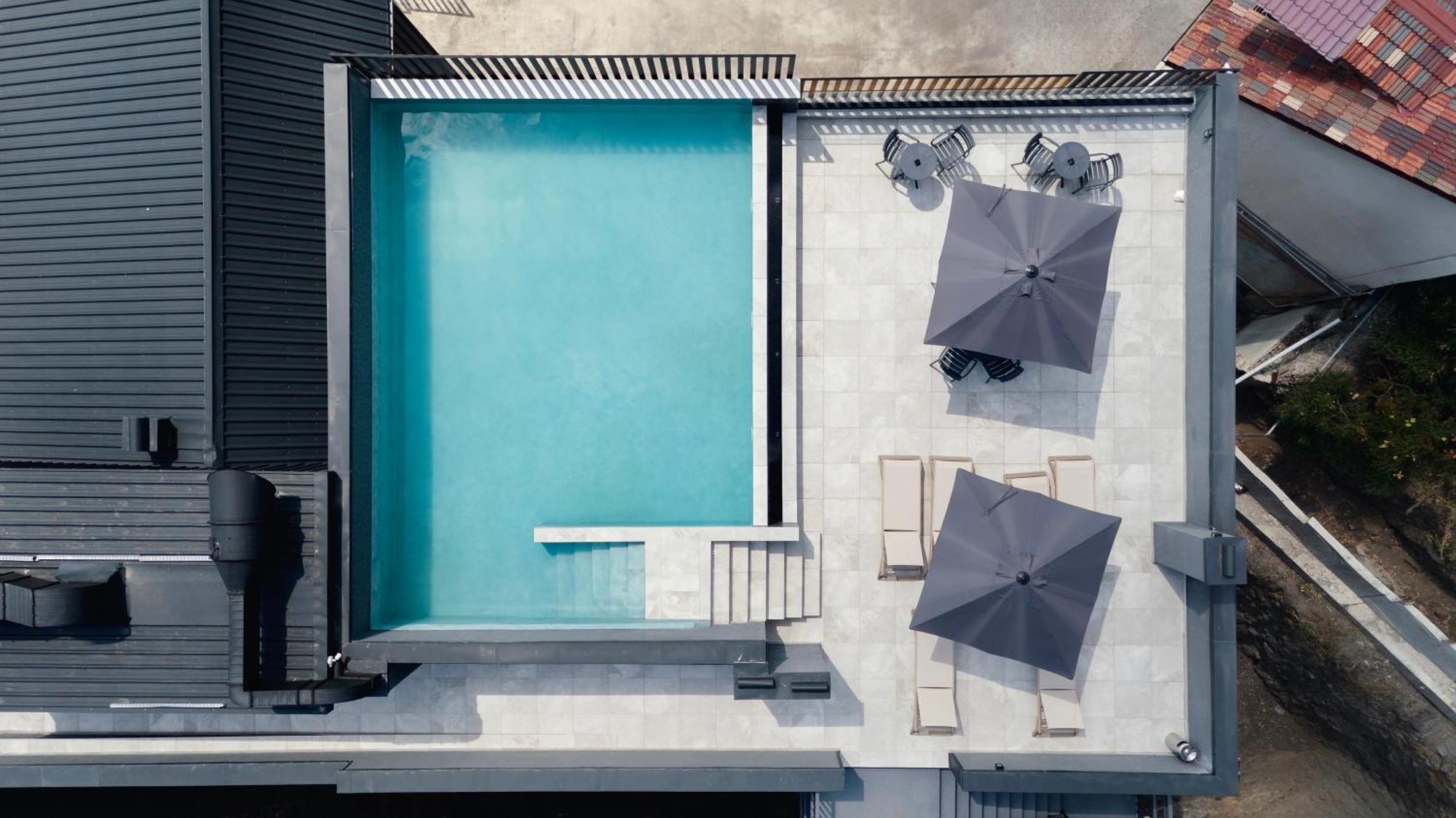 Solridge Aparthotel Tbilisi Buitenkant foto