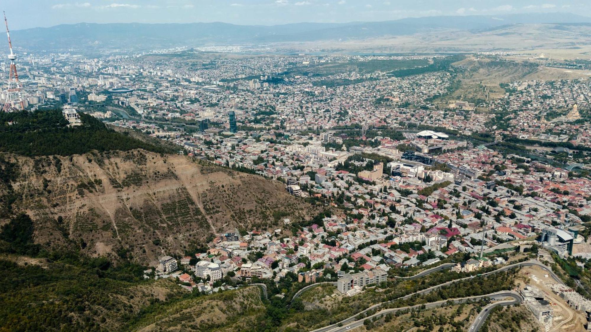 Solridge Aparthotel Tbilisi Buitenkant foto